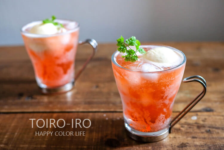 ストロベリークリームソーダ